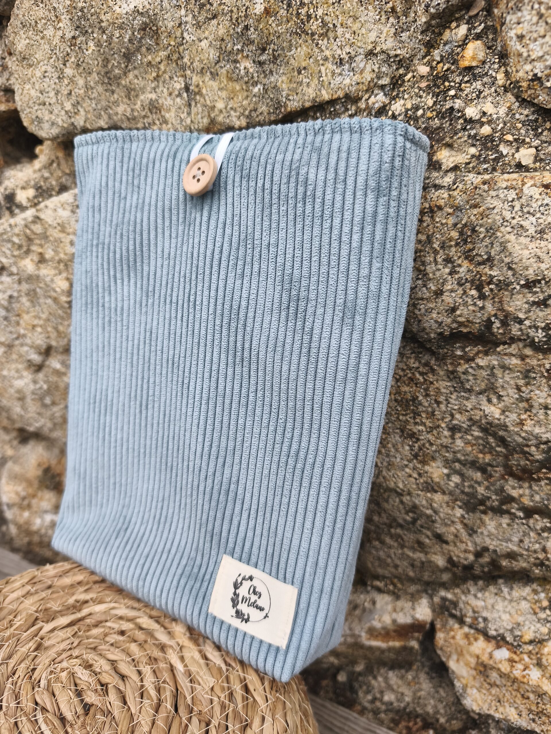 Pochette à livre en velours Bleu Ciel – Image 9