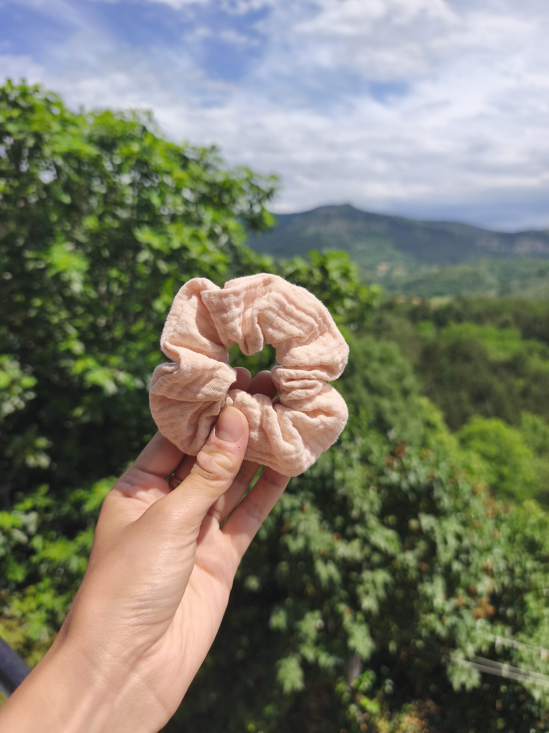 Chouchou rose pâle paillettes